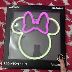 Minnie Mouse Light